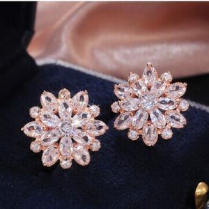 New 18k gold plated Diamond earrings